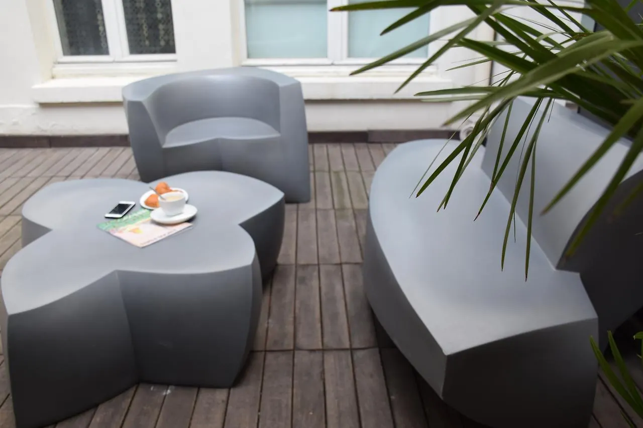 Otel Pavillon Nation Paris