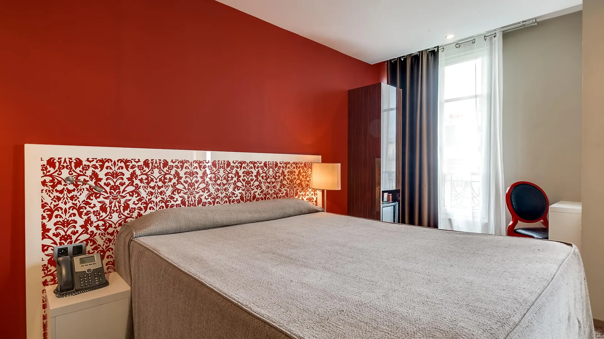 Pavillon Nation 3* Paris