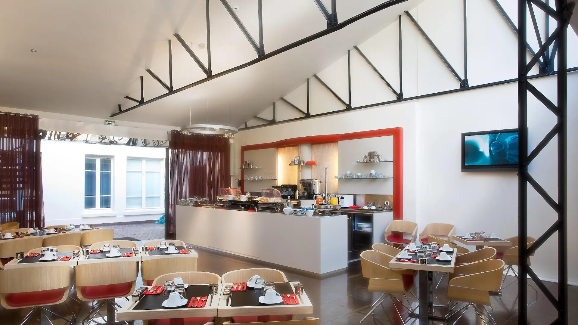 Pavillon Nation Hotel 3*