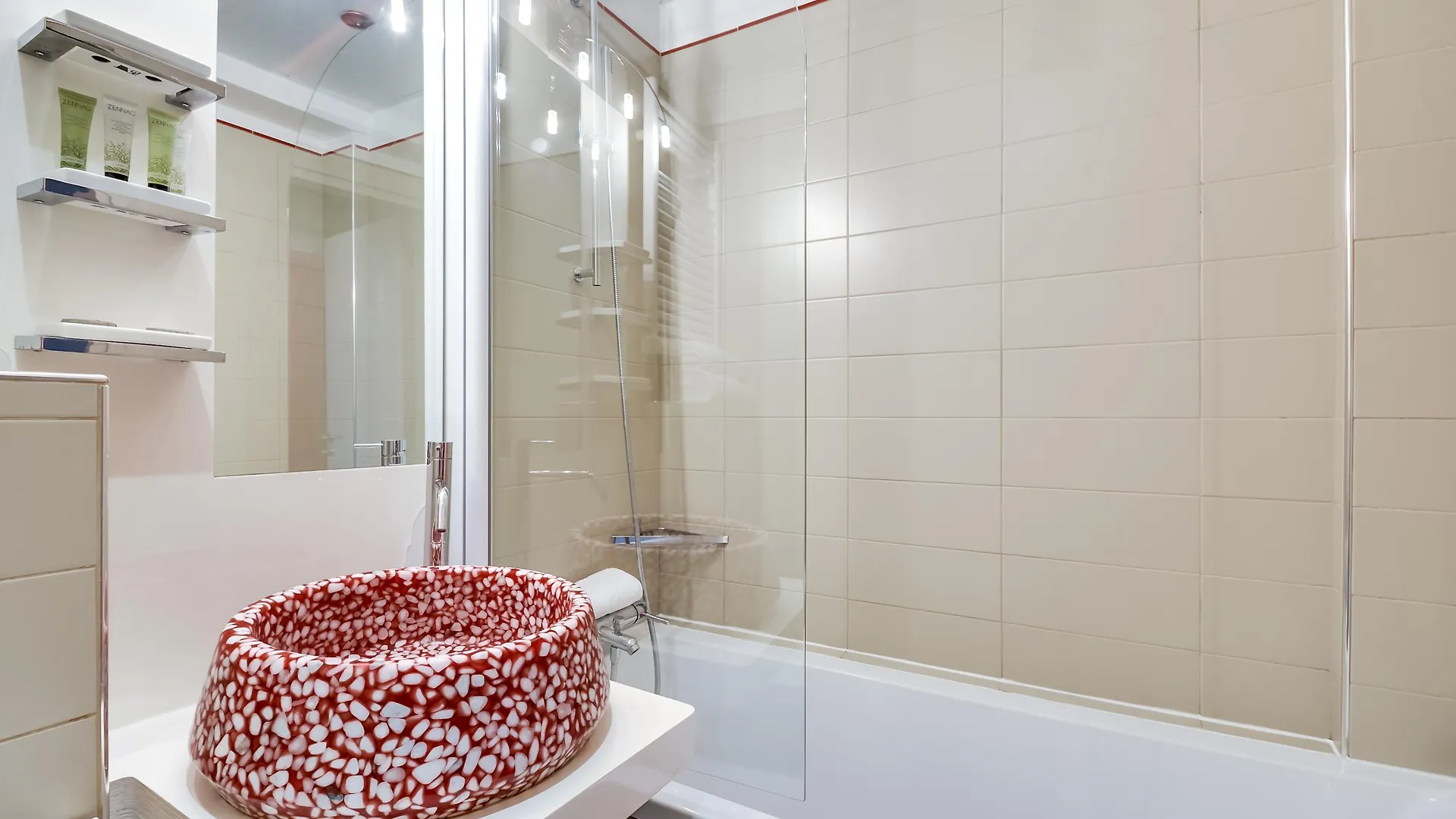 Pavillon Nation Hotell